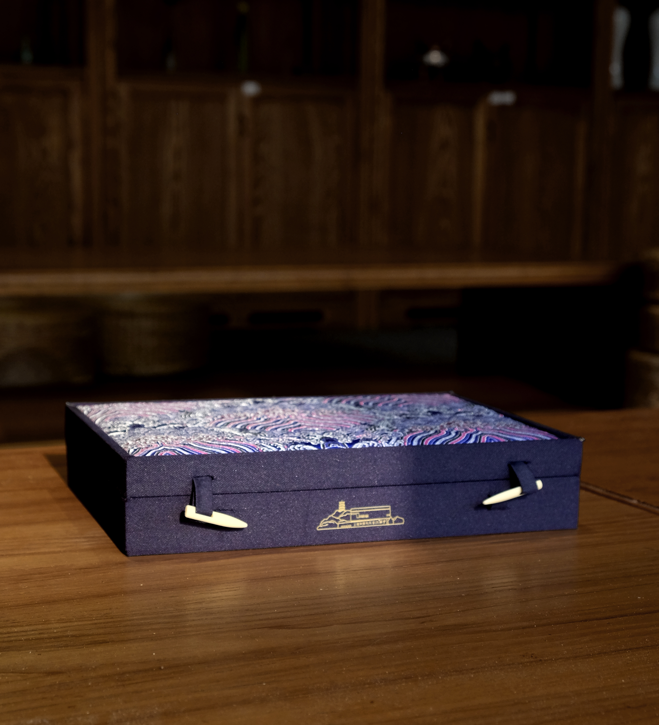 经典复古 海水纹云锦 沉香熏香套装  20089146