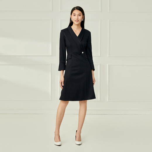 EITIE爱特爱冬季新品V领高腰修身显瘦气质优雅连衣裙6707434 商品图1