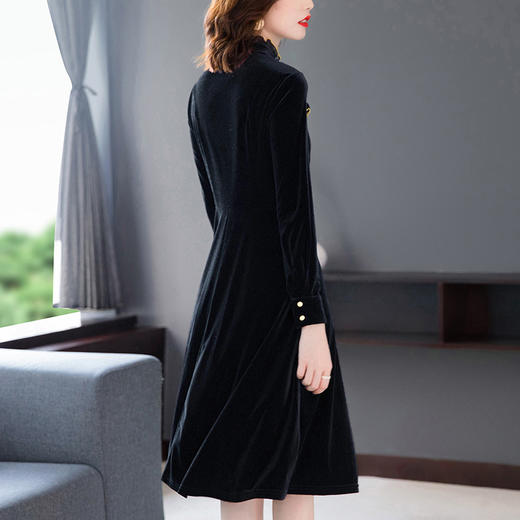 XY-AS6530 2022秋季新款气质优雅蕾丝拼接长袖过膝中长款裙子复古丝绒连衣裙 商品图3