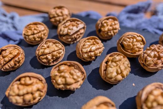 新疆阿克苏纸皮核桃 商品图0