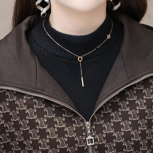 YWE 228D19时尚加厚印花连帽外套气质优雅显瘦大衣 商品图3