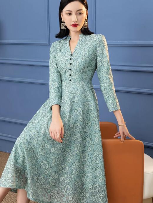 SSGS-S233LLQ158H70新款高端优雅气质收腰V领长袖绿色蕾丝连衣裙 商品图2