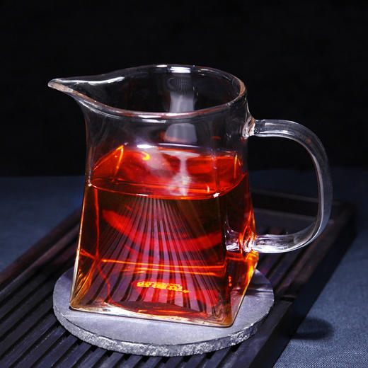 2016年勐海味熟茶普洱茶熟茶饼200克 商品图3