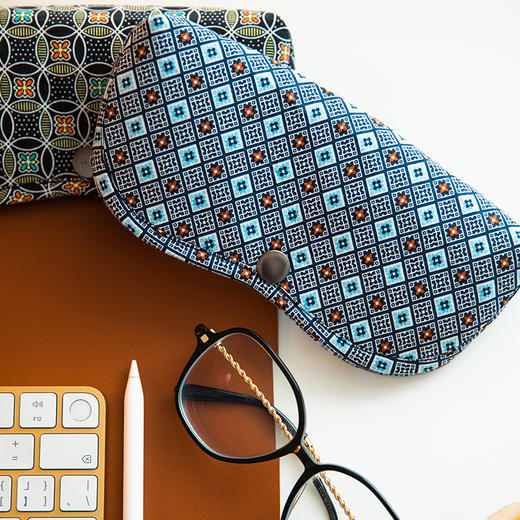 日系复古格纹眼镜盒便携文艺布艺眼镜盒 商品图2