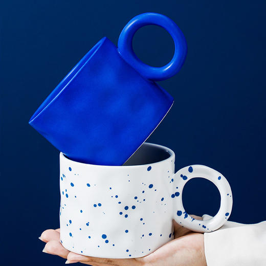 克莱因蓝北欧陶瓷水杯 商品图0