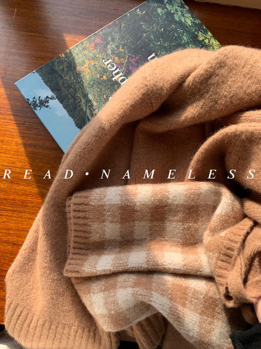 Read Nameless /柔软格子针织套装+灰色百褶裙 商品图11