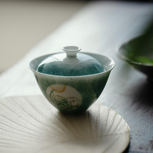无落景德镇釉下彩手绘萌兔眺月盖碗手工陶瓷泡茶碗茶碗功夫茶满容150cc 商品图3