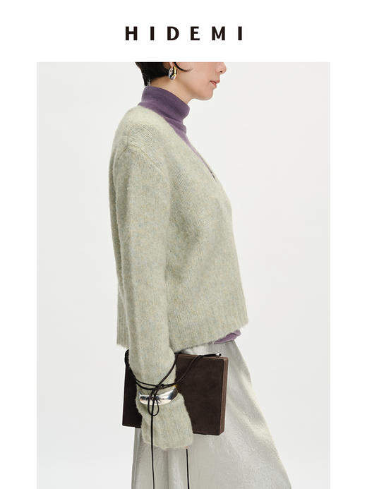 HIDEMI美利奴圈圈粗针羊毛水杉绿V领毛衣 商品图5