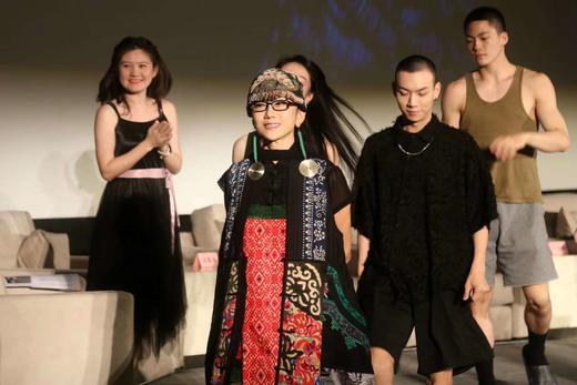 忘川民族风苗银耳环 | 杨丽萍同款 | 现货  商品图3