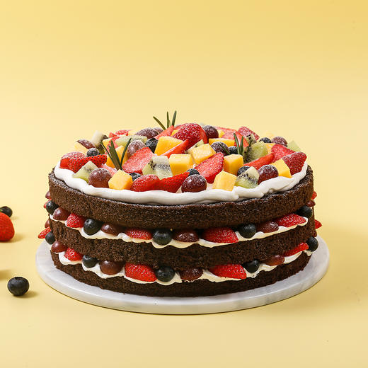 【鲜果缤纷】多样鲜果融合巧克力蛋糕胚，在浪漫的季节，邂逅缤纷的鲜果（yq赣州幸福西饼蛋糕） 商品图0