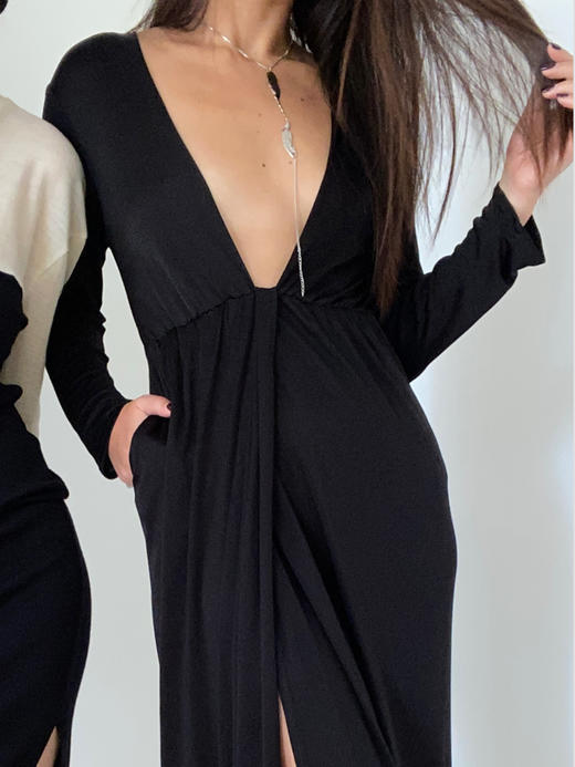 CG｜Hong Kong Dress V领长袖连衣裙［ 黑 / 白 ] 商品图6