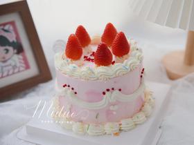女士款 可爱俏皮 复古花边 草莓 裱花蛋糕