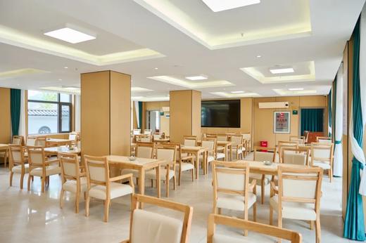 【丽江甘美安养中心】丽江本地老人入住 商品图8