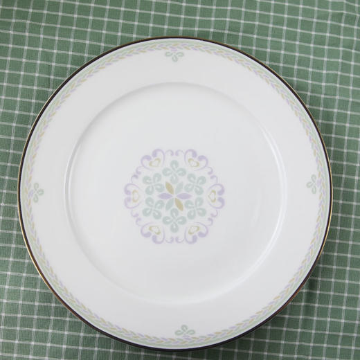 凡瑞斯雪绒花8人用32头骨瓷碗盘家用送礼餐具套装 商品图2