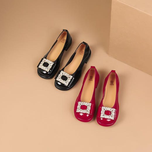 西村名物22年秋冬新款【法式复古】水钻浅口方扣圆头粗跟女单鞋女37231 商品图2