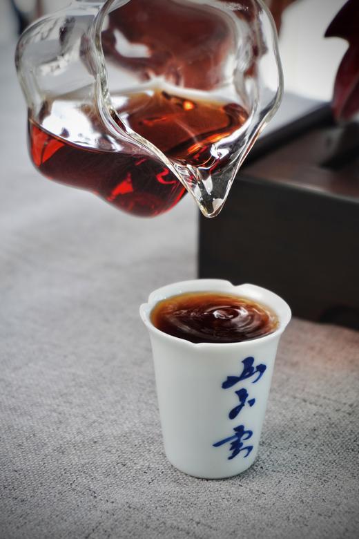 2008【傲雪寒梅-梅花熟饼】诗意天成，风骨柔情 商品图8