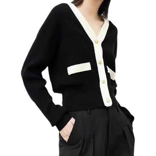 【限时折扣】小香拼色针织开衫（黑色/米色）均码 商品图1