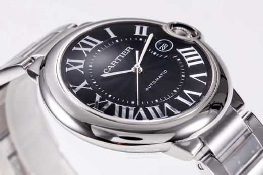 经典重现【荟萃过往复刻精华 开辟AF超神之路】
AF精于工，卓于质，美与形。匠心打造举世无双克隆体——卡地亚蓝气球42mm系列。圆润典雅，尽显高贵气质。 商品图5