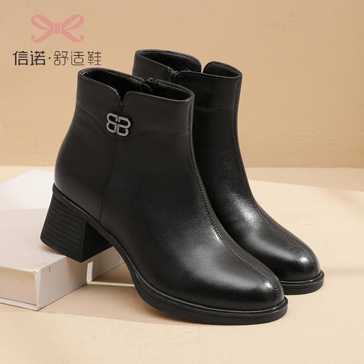 真皮妈妈鞋短靴2022新款秋冬季女鞋中年软底中跟皮鞋中老年女靴子22M193-A2 商品图2