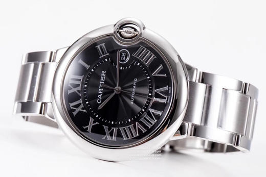 经典重现【荟萃过往复刻精华 开辟AF超神之路】
AF精于工，卓于质，美与形。匠心打造举世无双克隆体——卡地亚蓝气球42mm系列。圆润典雅，尽显高贵气质。 商品图6