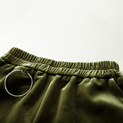 欧芮儿春装2019款女装高腰直筒裤子短款修身显瘦休闲裤金丝绒短裤 商品图2