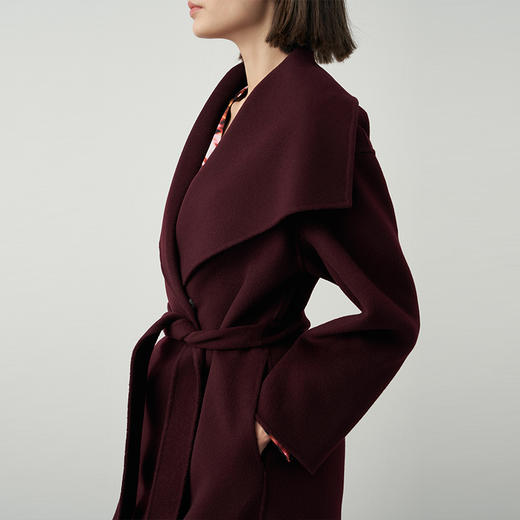 EITIE爱特爱冬季新款气质翻领束腰显瘦长款大衣外套7214904 商品图1