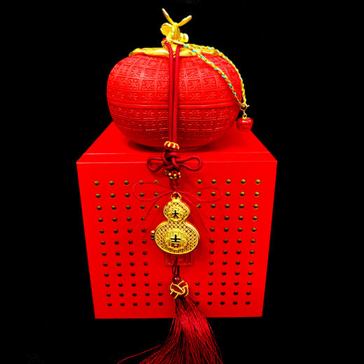 工行《万事大吉》挂件套装 含大吉葫芦挂件、柿柿如意吊坠、柿来运转宝盒  总共含金0.2克和纯银15.6克 商品图1