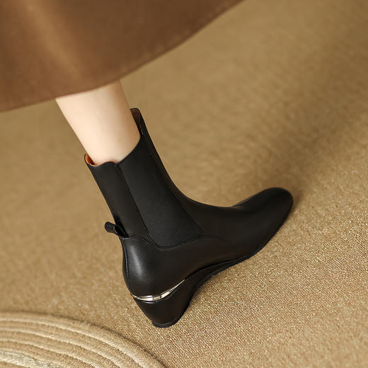 舒适百搭，新款坡跟短靴LD-6169 商品图12