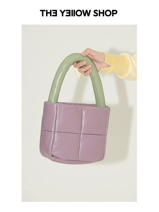 【迪丽热巴同款】THE YELLOW SHOP 中号柔软羽绒手提托特包 商品图0