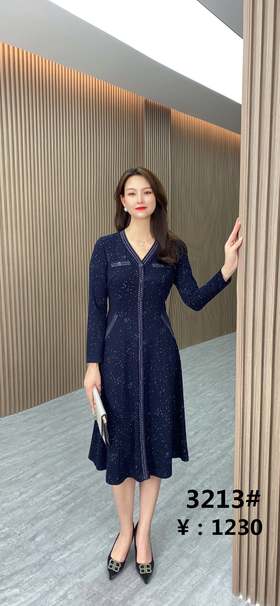 女连衣裙W3213