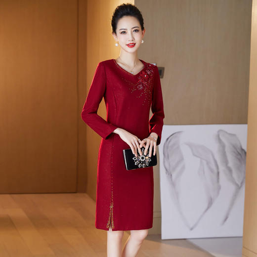 LC-6312秋冬新款高贵加厚毛呢旗袍改良版喜婆婆婚宴礼服洋气 商品图2