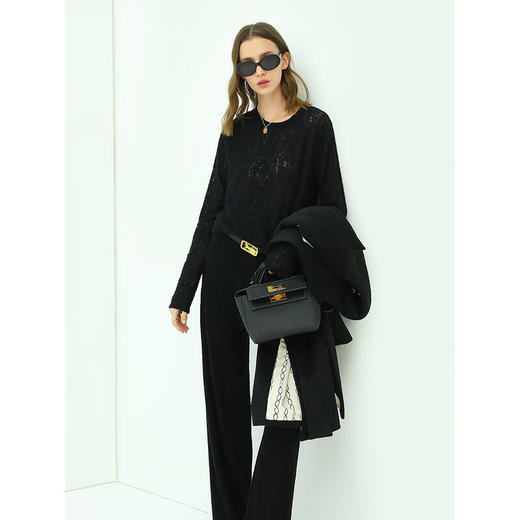 COCOBELLA镂空微透视立体提花针织衫女设计感气质打底衫MZ531 商品图3