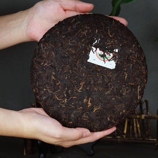 宫廷普洱熟茶 350克/饼 商品图2