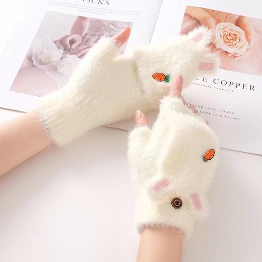 2022新款可爱半指兔耳朵卡通胡萝卜保暖手套女休闲翻盖毛绒手套 商品图2