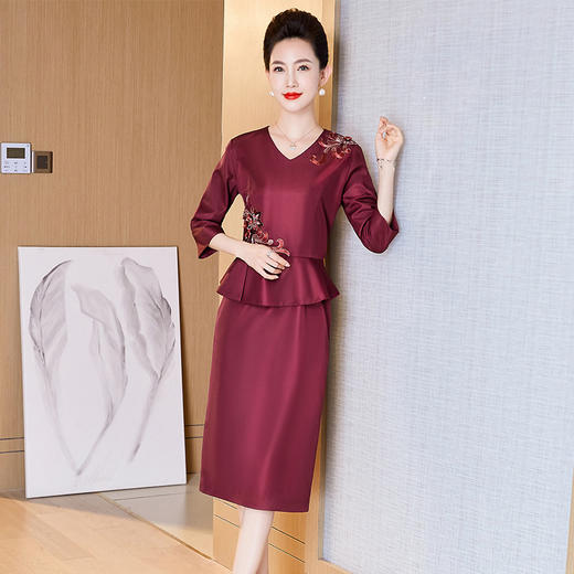 LC-2286喜婆婆装婚宴假两件改良版旗袍高贵婚礼优雅丈母娘大码礼服 商品图4