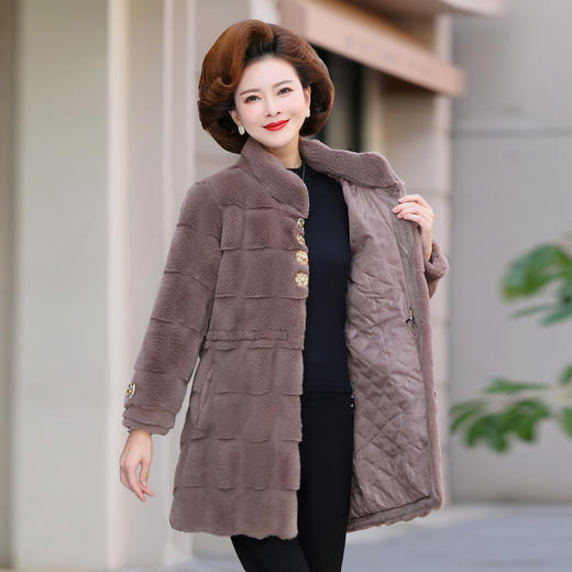 YCE A717-518 妈妈秋装贵妃水貂绒外套中长款50岁中老年女秋冬装大码仿皮草大衣 商品图2