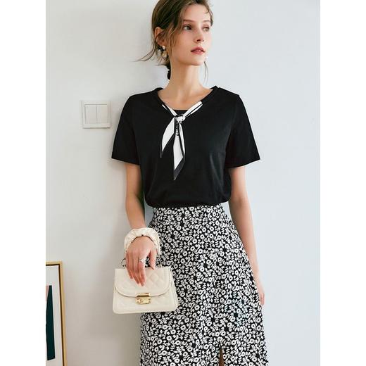 欧芮儿黑色短袖T恤女夏季2022新款宽松时尚丝巾系带气质休闲上衣 商品图4