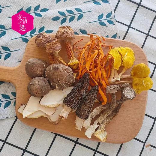 【好吃的】在菌屋 七味菌汤包 羊肚菌 姬松茸 虫草花 鹿茸菇 珍珠香菇 雪山菇 鸡油菌 科学搭配 营养均衡 真材实料 做法多样 快手早餐 商品图2