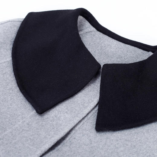 MH9J2斯尔丽瑟俪2022年冬上新商场同款甜美名媛撞色娃娃领短款大衣 商品图2