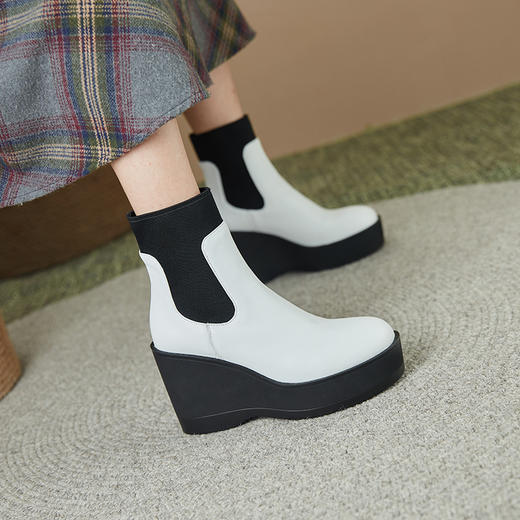 秋冬季新品坡跟圆头短靴女大码防水台黑色超高跟女靴  NWS1-7097 商品图1