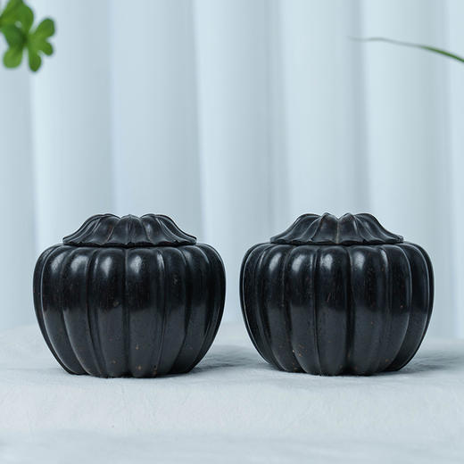 清 紫檀木雕瓜棱形围棋盒（一对） 商品图0