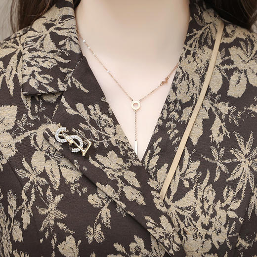 YWE J22339时尚气质印花连衣裙贵夫人显瘦裙 商品图3