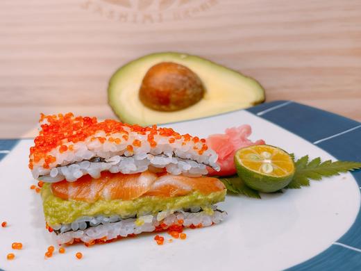 三文鱼牛油果三明治 商品图2