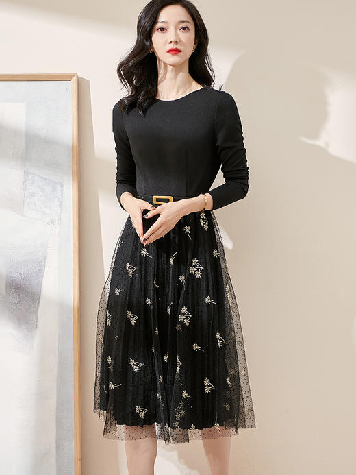 剩S/M/XL 米思阳2026春新款气质淑女拼接网纱连衣裙显瘦中长飘逸裙子0520 商品图2