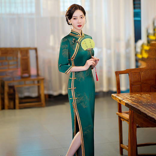 GSJ-9093复古长款蚀骨仿醋酸中国风七分袖立领旗袍 商品图1