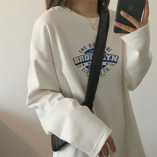 【买一送一】长袖t恤女白色打底衫2023秋冬加绒中长款印花内搭体恤上衣mzy02 商品图0