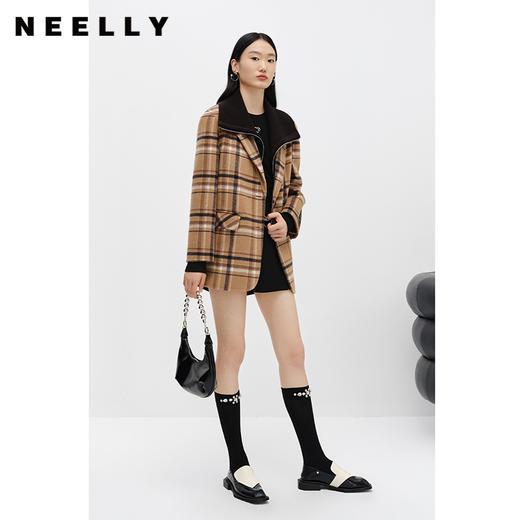NEELLY纳俪商场同款冬季新款格纹毛呢外套女拼接大翻领减龄大衣潮N22102N01045 商品图1