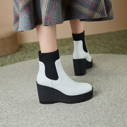 秋冬季新品坡跟圆头短靴女大码防水台黑色超高跟女靴  NWS1-7097 商品图0