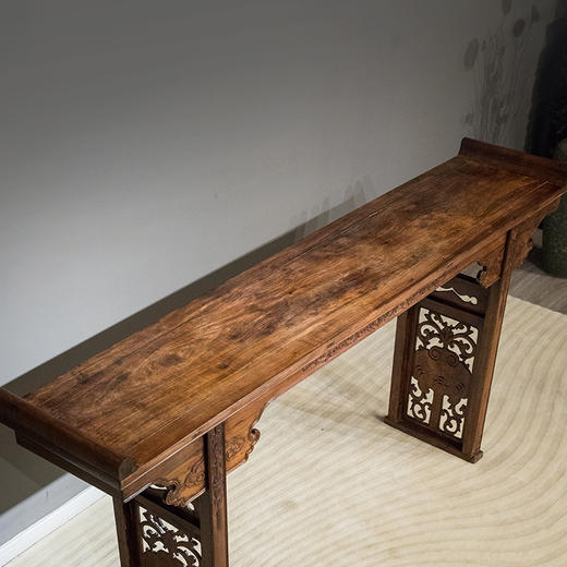 清中期 红木夹头榫灵芝纹翘头案 商品图2