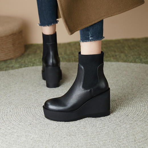 秋冬季新品坡跟圆头短靴女大码防水台黑色超高跟女靴  NWS1-7097 商品图5